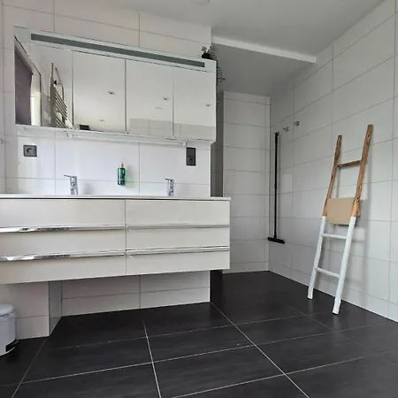 Wellness Voor 6 Personen Incl Sauna & Hottub Hébergement de vacances