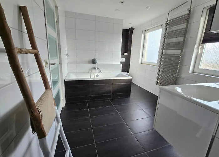 Wellness Voor 6 Personen Incl Sauna & Hottub * Meerssen